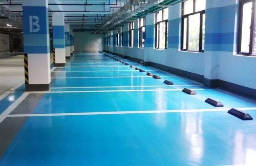 環(huán)氧地坪漆施工公司告訴你，地坪臟了可以這樣做