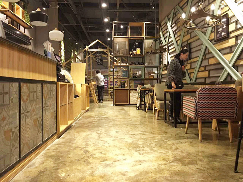 時(shí)過境遷，復(fù)古地坪涂料施工的地面逐漸流行